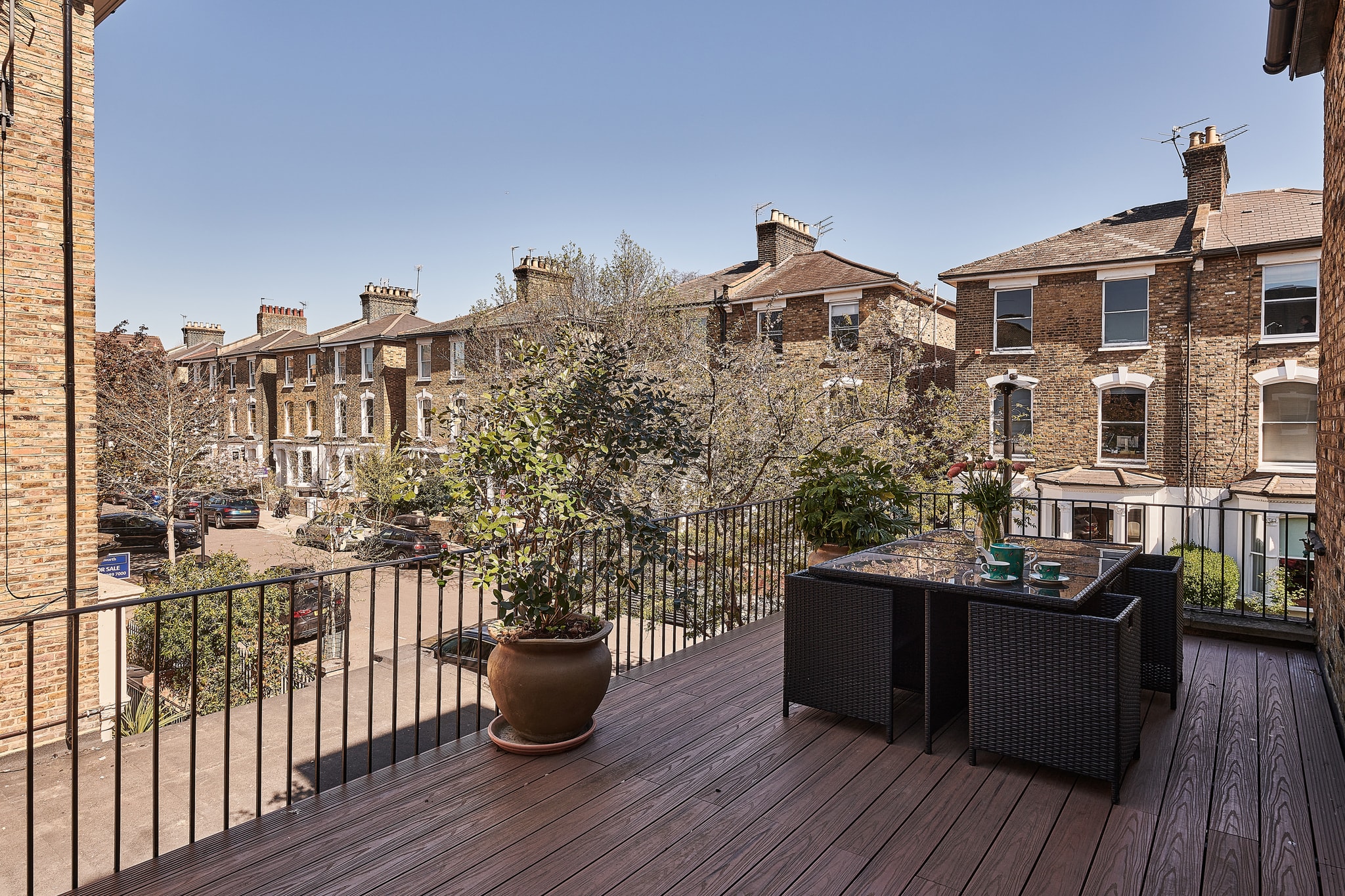 Mountgrove Road, Highbury