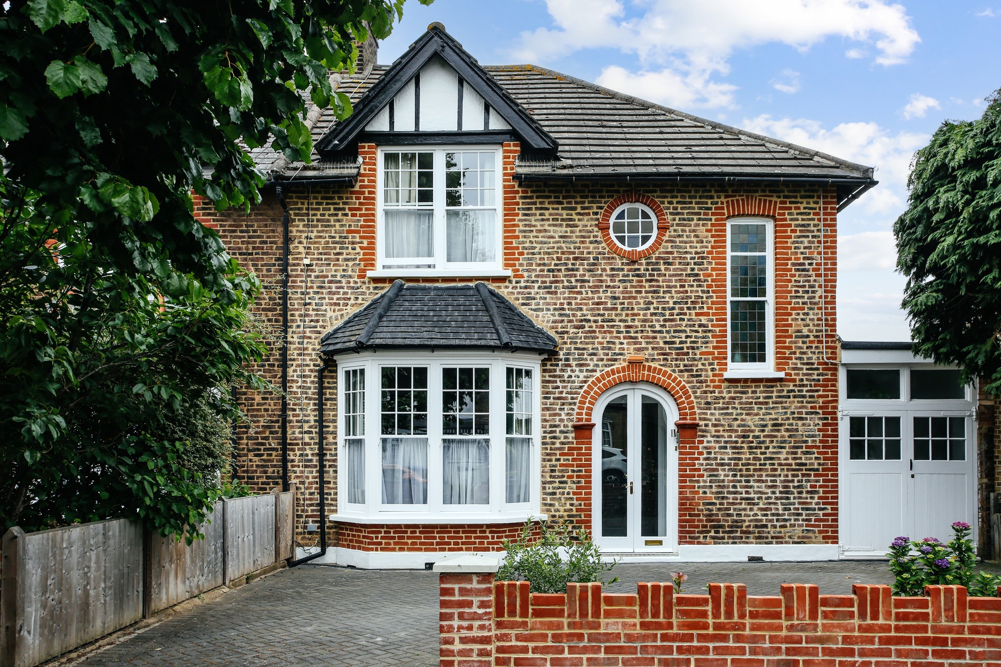 First Avenue, Enfield