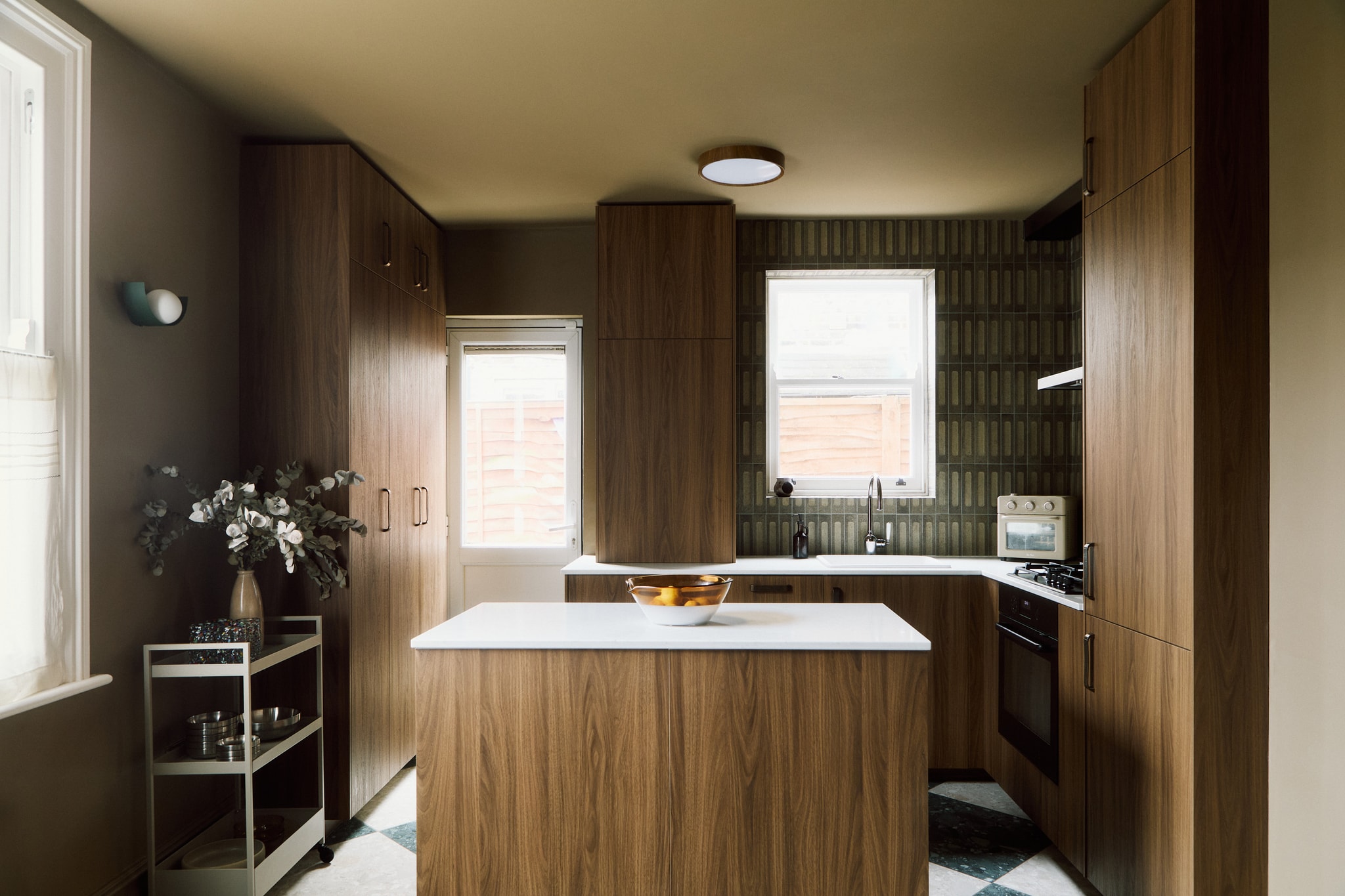 Dumbarton Road, Clapham Park