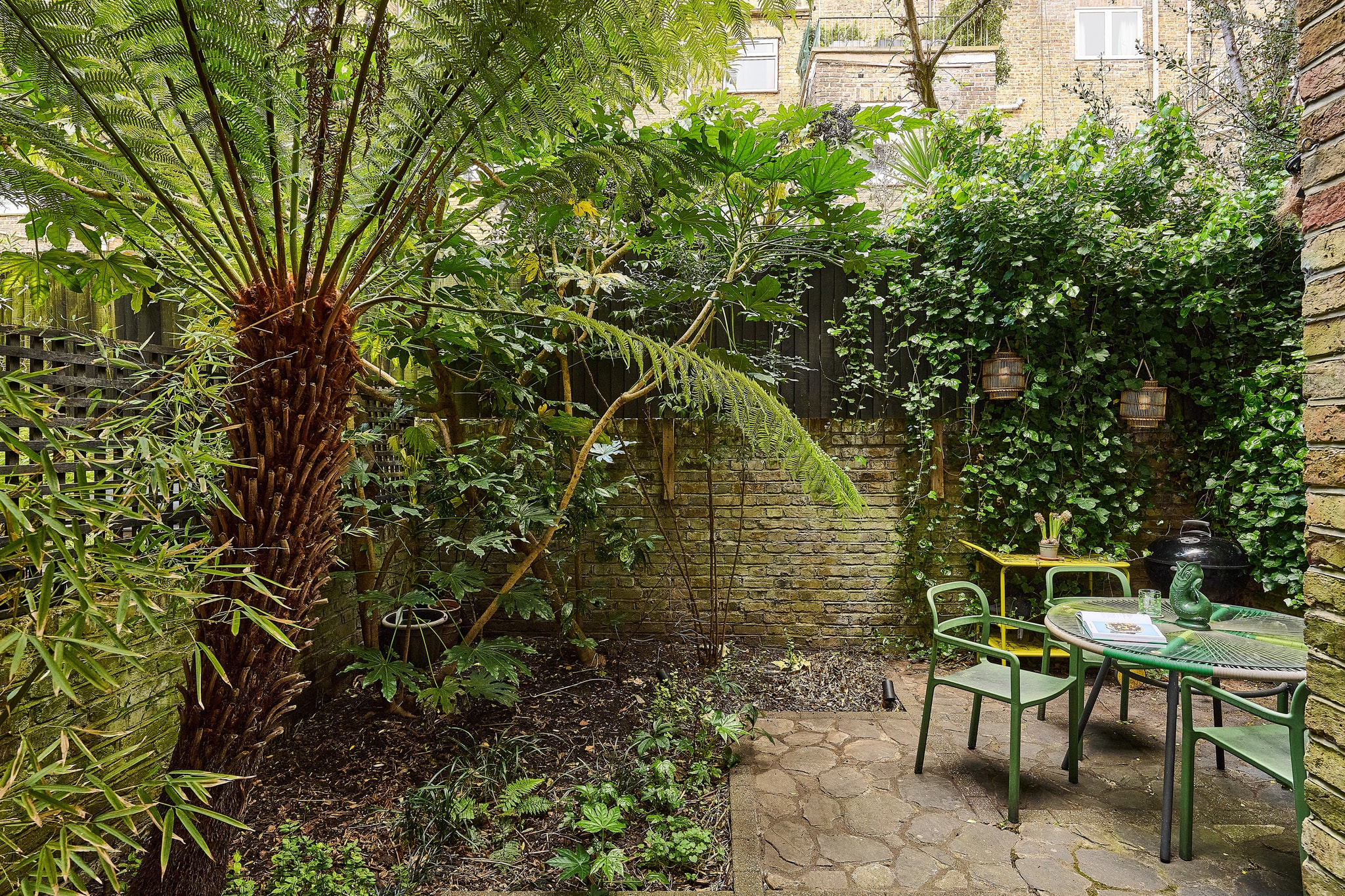 Lakeside Road, Brook Green