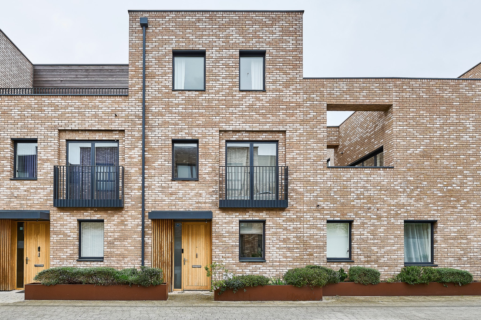 Oriental Square, Colindale