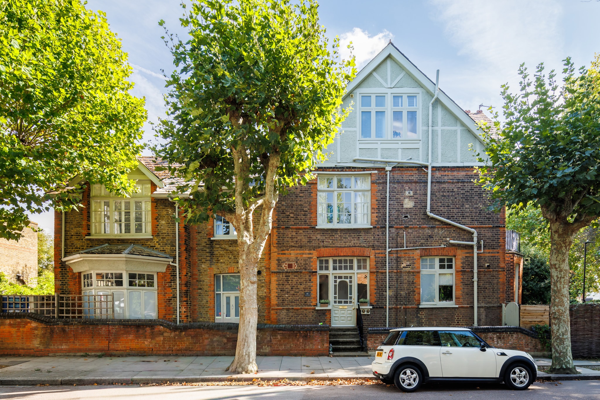 Priory Road II, Crouch End