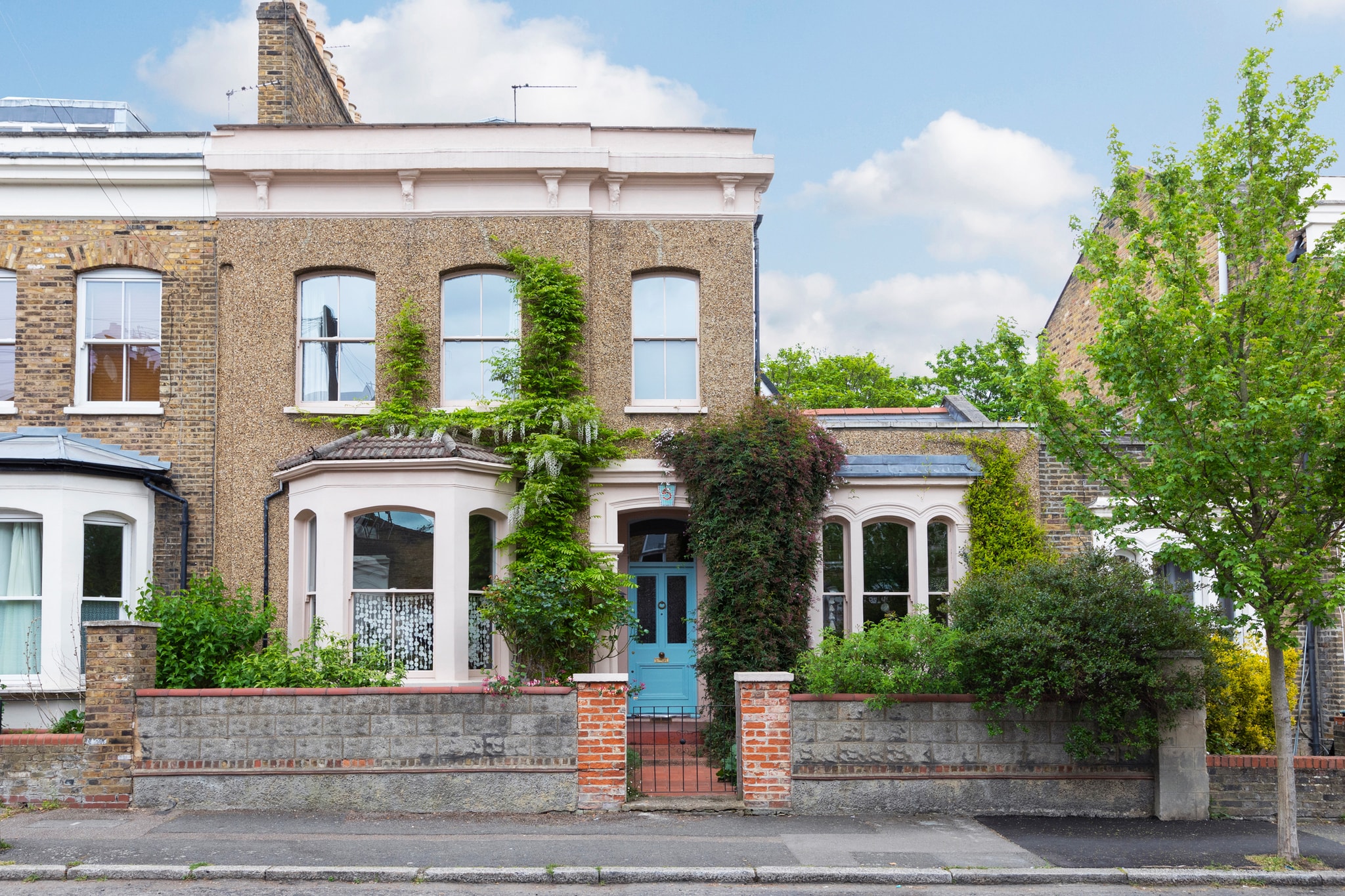 Postcode-free estate agency: what it means and how we work